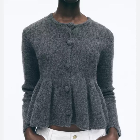 🍁Sweater weather NWOT! Zara Charcoal Peplum Cardigan - Picture 2 of 11